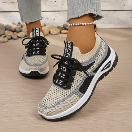NEREA - ZAPATILLAS DEPORTIVAS LIGERAS Y CÓMODAS